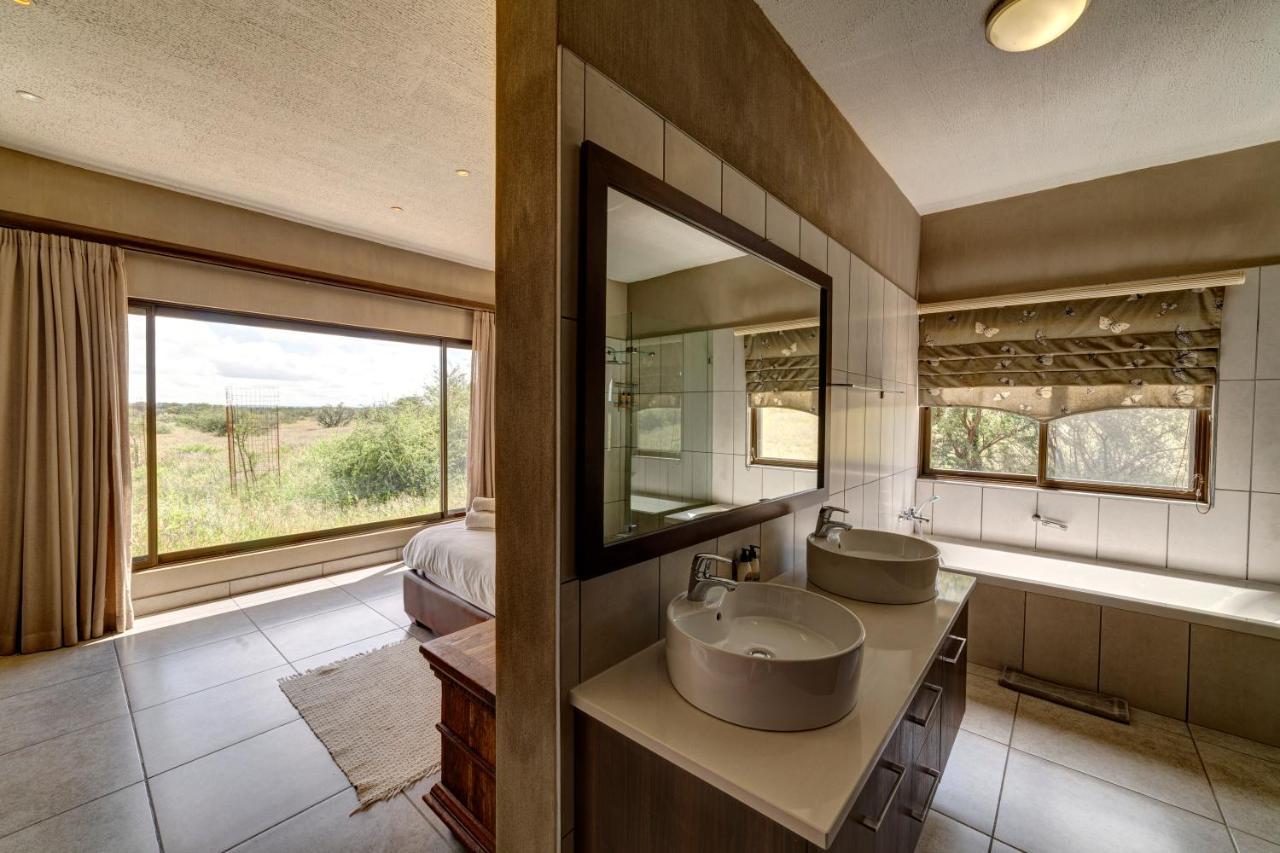 Naankuse Lodge Windhoek Luaran gambar
